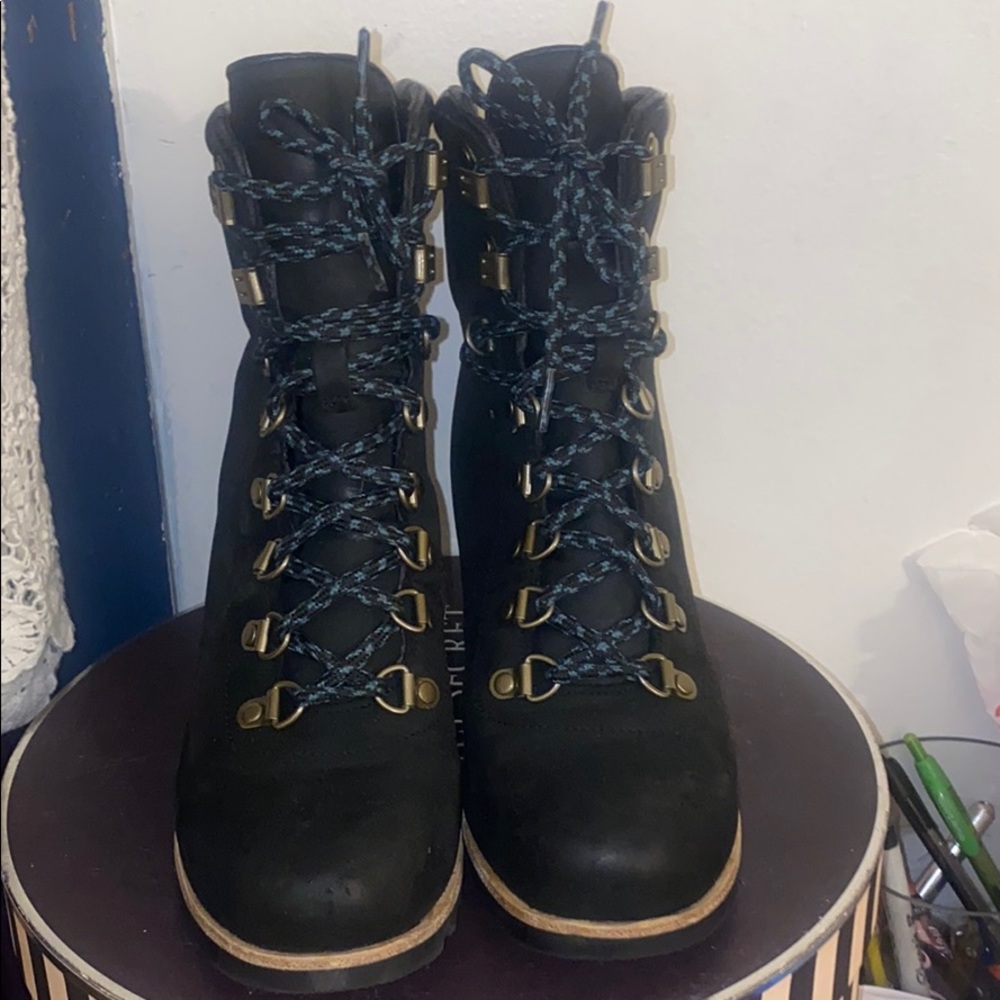 Sorel Joan of Arctic wedge booties